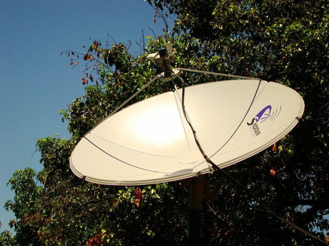 6' dish.JPG