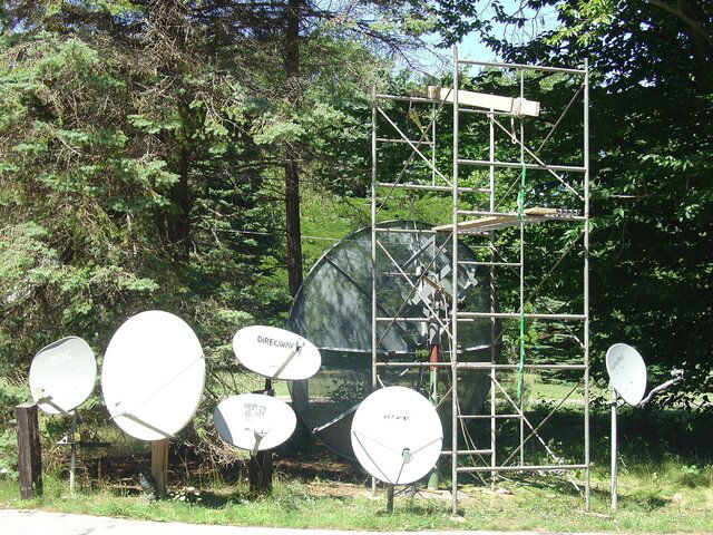 Dish-Lift 001.jpg