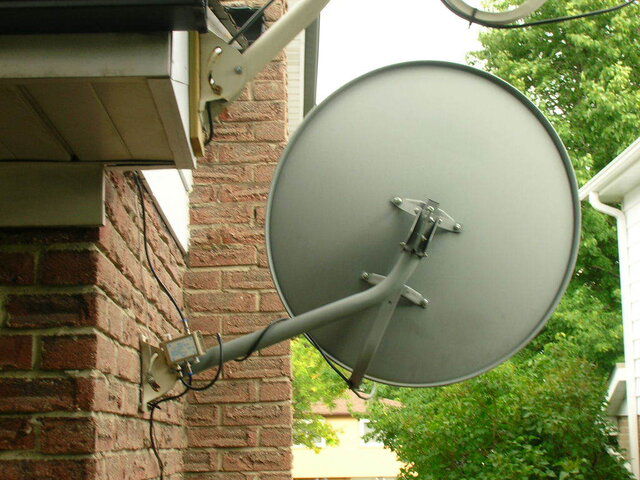 Hispasat 30W.JPG