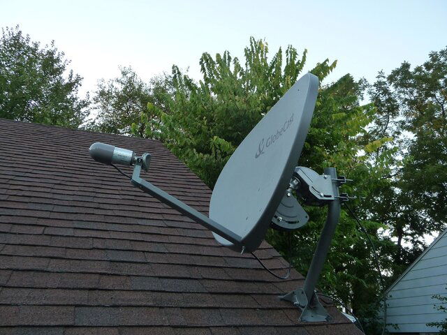 satellite dish 011.JPG