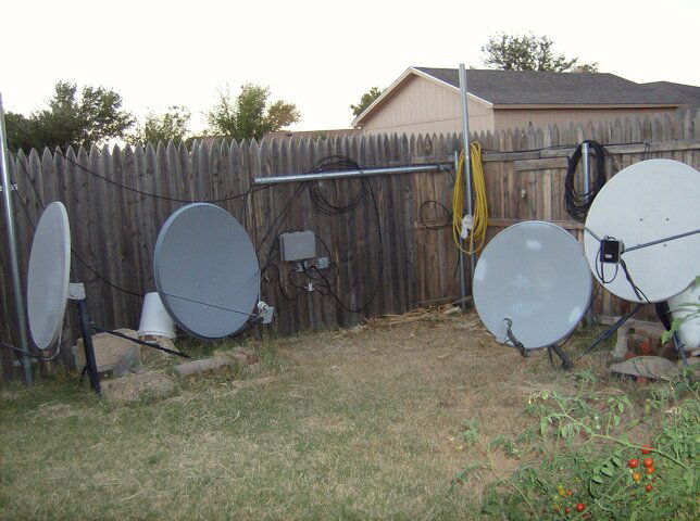 4 Dish setup w. 118.7-119 LNB 002.JPG