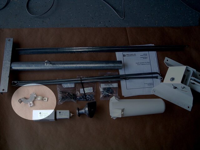 2009_0925_Prodelin_parts_0003b.JPG