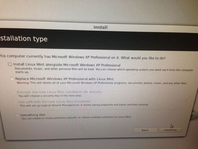 Linux Mint install options.JPG Linux Mint install options.JPG