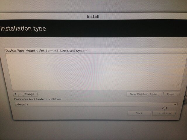 Linux Mint install screen.JPG Linux Mint install screen.JPG