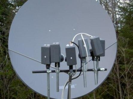 dish with 6 lnbs on a bracket.jpg
