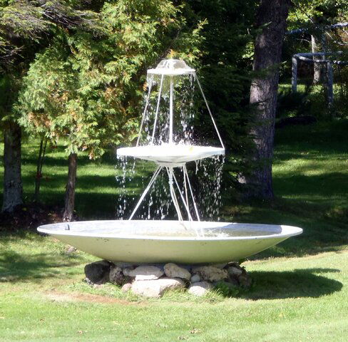 UPPER PENNINSULA MI DISHES FOUNTAIN.jpg