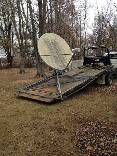 1.8 m dish 014.JPG