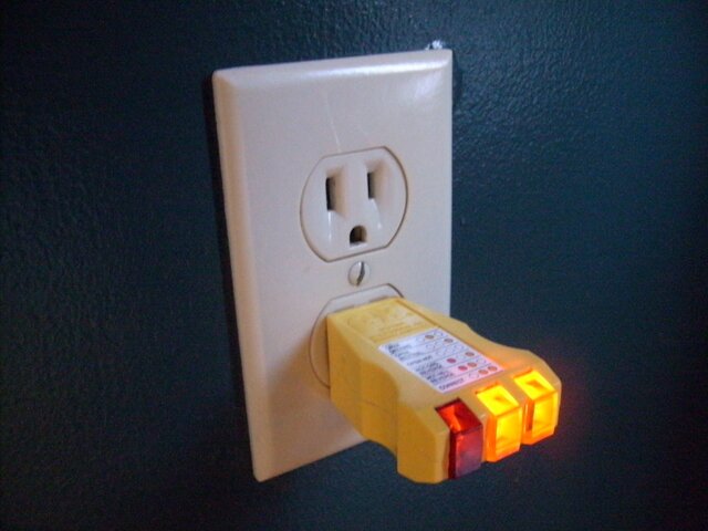 Receptacle_tester.jpg