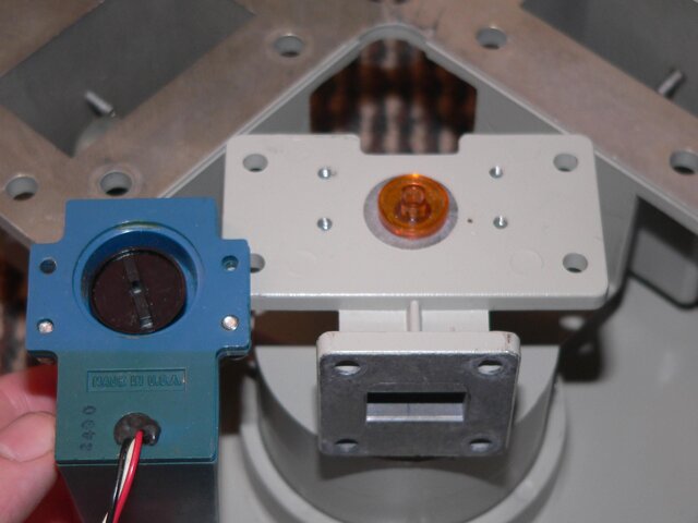 Bullsey middle part missing (incopatible with Co    rotor).JPG